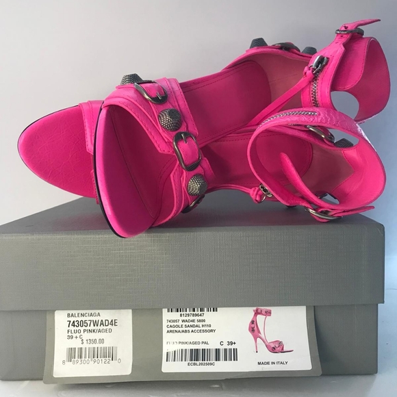 New - 💯 Authentic   BALENCIAGACagole embellished crinkled-leather sandals - Picture 7 of 14